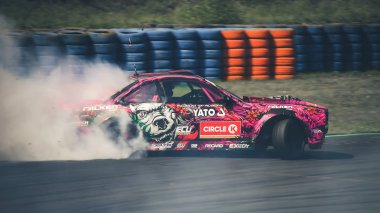 Oschersleben, Almanya, 31 Ağustos 2019: Motorsport Arena'da Drift Kings Avrupa Turu 6 Almanya sırasında Nissan Silvia S14 Lsx 376 sürüş Polonyalı yarış pilotu Karolina Pilarczyk.