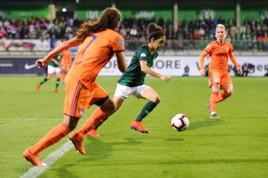 Wolfsburg, Almanya, 27 Mart 2019: Uefa Şampiyonlar Ligi maçında Olympique Lyon 'a karşı oynayan bayan futbolcu Claudia Neto.