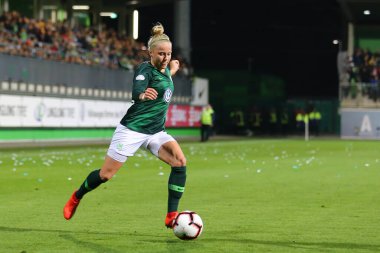 Wolfsburg, Almanya, 27 Mart 2019: VfL Wolfsburg 'den Sophie Wolter, VfL Wolfsburg ve Olympique Lyon arasında oynanan UEFA Kadınlar Şampiyonlar Ligi' nin maçında görev aldı..
