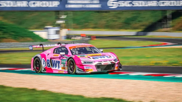 Oschersleben, Deutschland, 27 Nisan 2019İsviçreli sürücü Nikolaj Rogivue BWT Mucke Motorsport 'un Audi R8 LMS' sini kullanıyor..
