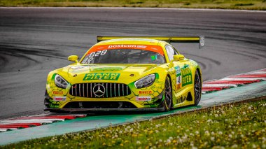 Oschersleben, Deutschland, 27 Nisan 2019 yarış sürücüsü Fabian Vettel GT MASTER yarışında Mercedes AMG GT3 kullanıyordu.