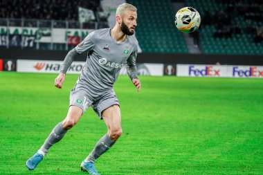 Wolfsburg, Almanya, 12 Aralık 2019: UEFA Avrupa Ligi maçında VfL Wolfsburg ile AS Saint-Etienne arasında Wolkswagen Arena 'da oynanan maç sırasında futbolcu Franck Honorat