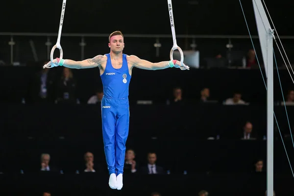 Szczecin, Polonya, 10 Nisan 2019: İtalyan Marco Lodadio Avrupa jimnastik şampiyonası sırasında ringlerde yarışıyor