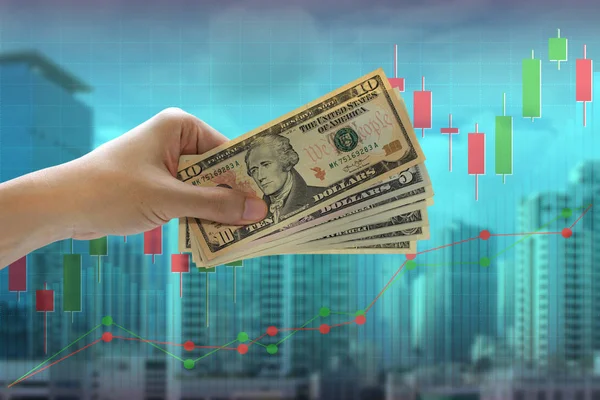 Kezében Fizetni Usa Dollár Városkép Tőzsdei Vagy Pénzügyi Grafikon Pénzügyi — Stock Fotó