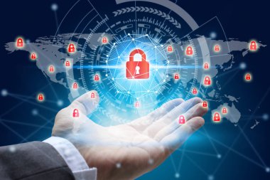 Asma kilit simgesi teknolojisi ile sanal ekran simgeleri, iş teknolojisi gizlilik kavramı kullanarak ağ tutan işadamı el,