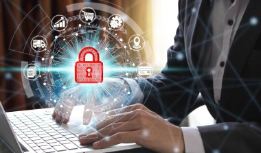 El asma kilit simgesi teknolojisi ile siber güvenlik veri koruma iş teknoloji gizlilik konsept dizüstü bilgisayar kullanmak