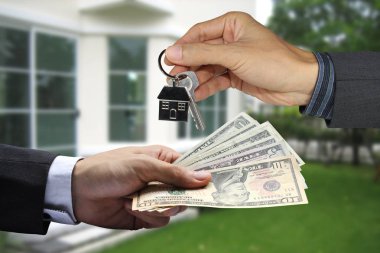 Müşterilere ev anahtarları vermek, Emlak kavramı, Mortgage ve bir
