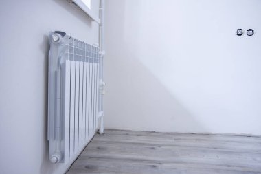 Oda konseptindeki ısıtma sisteminin tamiri.