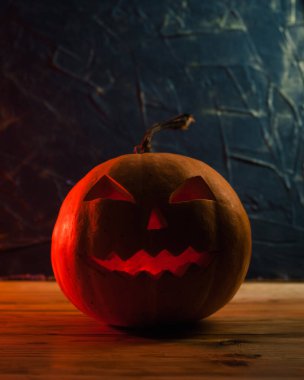 Balkabağı, kırmızı gözlü balkabağı, dikey fotoğraf.,