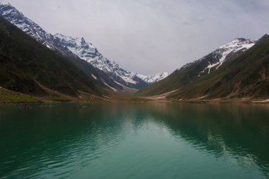 Göl Saif Al Maluk Naran Valley, Pakistan güzel görünümü