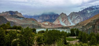 Passu koni Pakistan karakurum karayolu üzerinden güzel görünümü