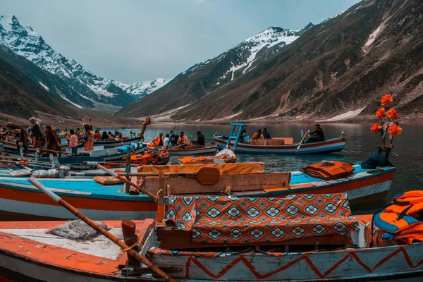 Fartyg För Turister Saif Maluk Sjön Naran Valley Khyber Pakhtunkhua — Stockfoto