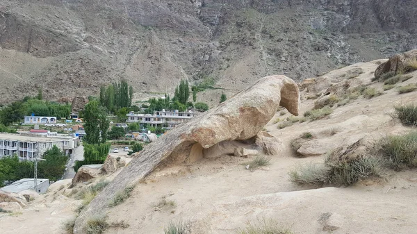 Αετός σχήμα βράχος στο σημείο θέα Hunza, στη φωλιά του αετού, — Φωτογραφία Αρχείου