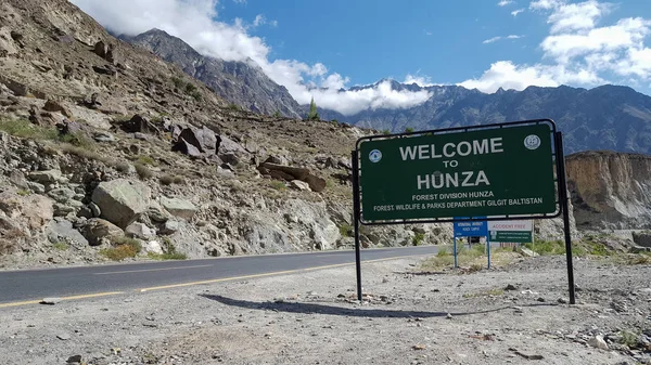 Welcome To Hunza Written On The Board — Stock Photo, Image