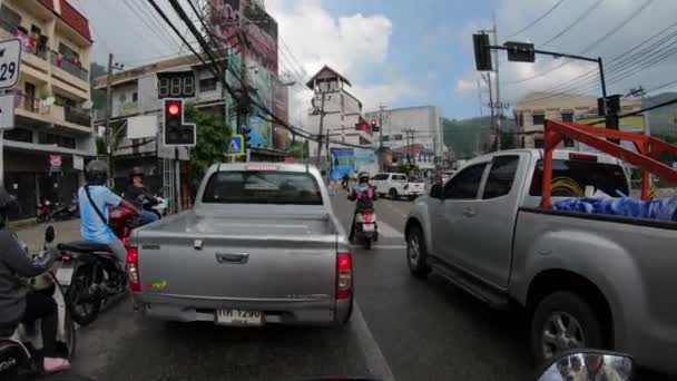 Torurist Riding Red Rental Bike Stopping Traffic Signal Roads Phuket — Stock Video