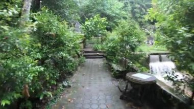 Kathu Şelalesi Kathu Bölgesindeki Güzel Yağmur Ormanında, Phuket, Tayland