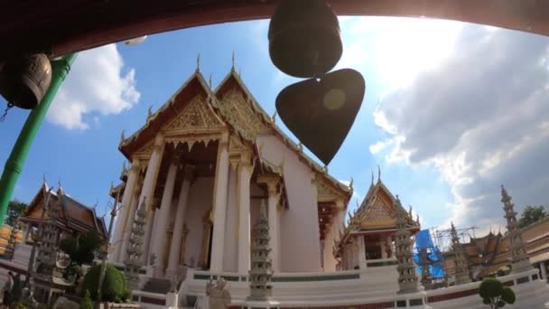 Bell Hanging Sun Light Ancient Architecture Wat Suthat Thepwararam Buddhist — стоковое видео