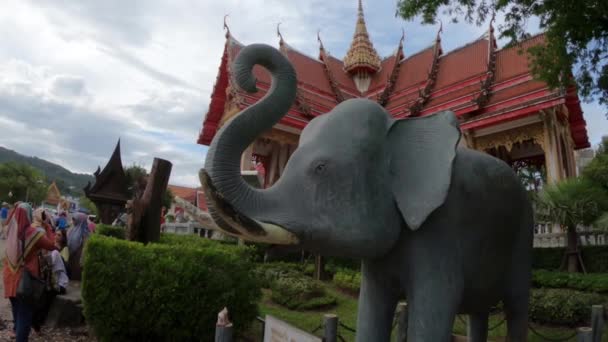 Elefantstaty Wat Chalong Temple Chalong Subdistrict Mueang Phuket District Thailand — Stockvideo