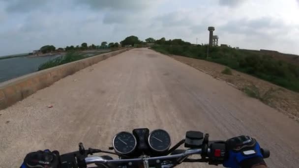 Μοτοσικλετιστής Riding Motorcycle Highway Group Motorcyclists Sunny Day National Highway — Αρχείο Βίντεο