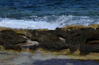 Malta Adası 'ndaki Portomaso' da Akdeniz Kıyısı