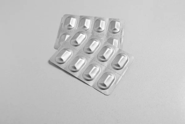 Kapsel Piller Medicin Silver Aluminium Blister Pack Isolerad Vit Bakgrund — Stockfoto