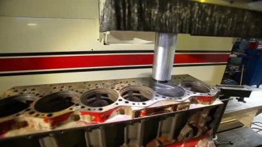 Groove silindir blok