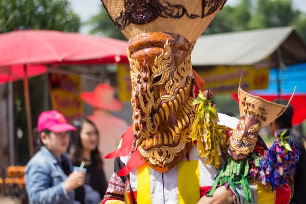 Tayland Haziran 16: Phitakhon festival Phitakhon maskeleri ve dans festivali ve uluslararası maskesi: loei Tayland il 16 Haziran 2018 üzerinde göstermek için