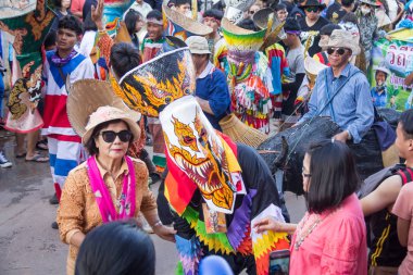 Tayland Haziran 16: Phitakhon festival Phitakhon maskeleri ve dans festivali ve uluslararası maskesi: loei Tayland il 16 Haziran 2018 üzerinde göstermek için