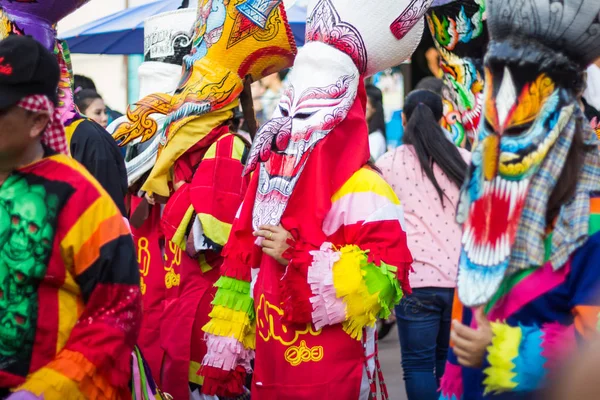 Tayland Haziran 16: Phitakhon festival Phitakhon maskeleri ve dans festivali ve uluslararası maskesi: loei Tayland il 16 Haziran 2018 üzerinde göstermek için