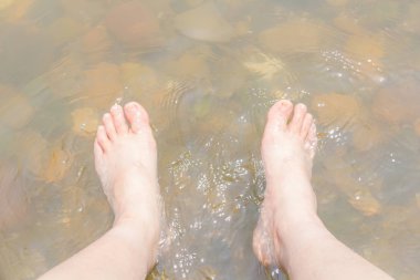 Suya daldırma ayakları