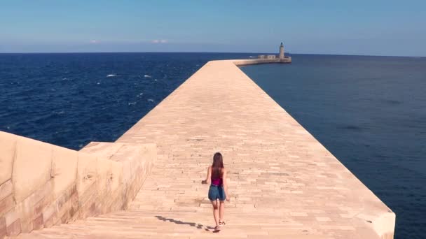 Beautiful Girl Walking Stairs Sea Background Malta Valletta — Wideo stockowe