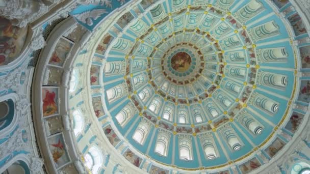 Indoors decoration dome Resurrection Cathedral New Jerusalem Monastery religious stucco sculpture murals icon best of Russia main temple church sanctuary culture historical. Gimbal panorama — Stock Footage Indoors Decoration Dome Resurrection Cathedral New Jerusalem Monastery Religious Stucco Stock Video