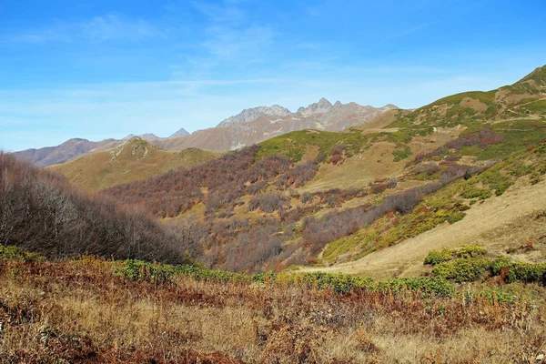 Panorama Con Colinas Montañas Amarillas Otoño Foto Fue Tomada Valle —  Fotos de Stock