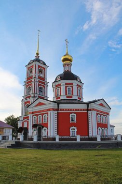 Trinity Katedrali hayat veren Trinity Sergius Varnitsky manastırı eteklerinde şehir Rostov Varnitsa Köyü, Yaroslavl bölgesi içinde.