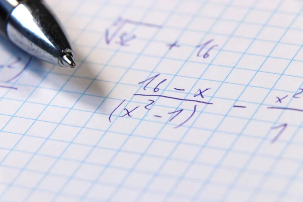 Nějaký Matematický Příklad Hodiny Matematiky Nebo Příklad Pro Domácí Úkoly — Stock fotografie