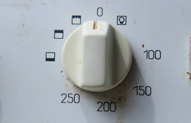 Sıcak iç düzenleme fırın beyaz düğmeye fırın. Bu yüzden geçiş