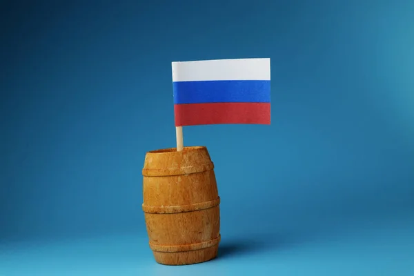 Flagga Ryssland Träpinne Trätunna Blå Bakgrund Liten Flagga För Att — Stockfoto