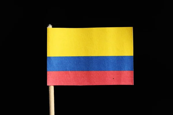 Una Bandera Nacional Colombia Sobre Palillo Dientes Sobre Fondo Negro — Foto de Stock