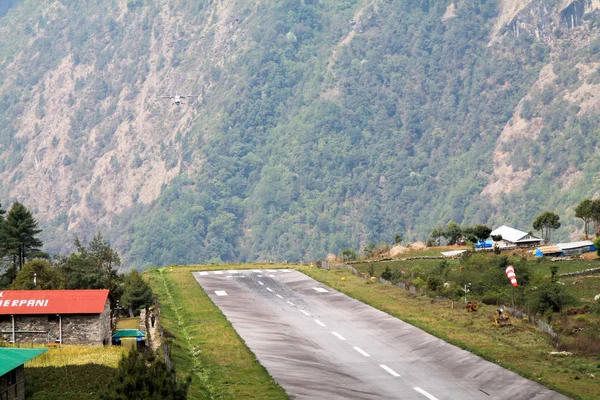 Fotografía Del Famoso Aeropuerto Lukla Nepal — Foto de Stock