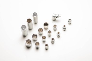 onaltılık başkanları Otomotiv araç seti krom Vanadyum beyaz bir arka plan ayarlamak