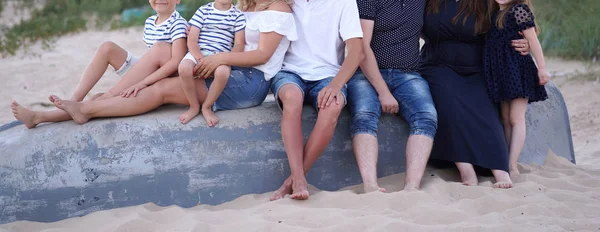 Big Happy Family Having Fun Sunset Beach — Stock Photo, Image