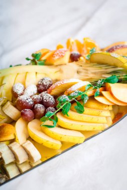 Çeşitli taze meyve tabağı, profesyonel, gıda kesme