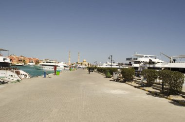 Marina yat deniz ile