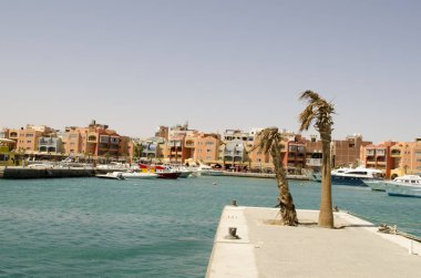 Marina yat deniz ile