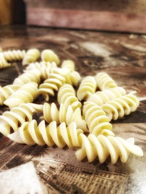 Tahta şeklinde makarna.