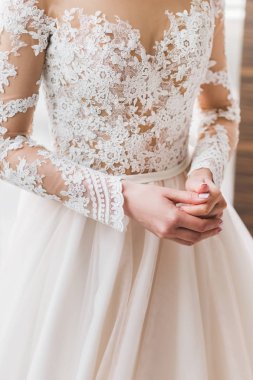 Gelin Dantel beyaz gelinlik, yakın çekim