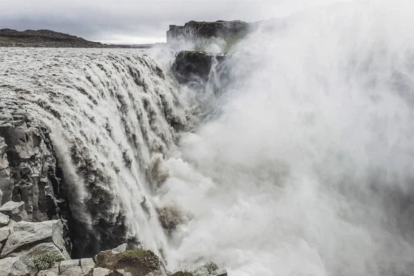 Cascata di Dettifoss in Islanda. La cascata più potente di E — Foto Stock