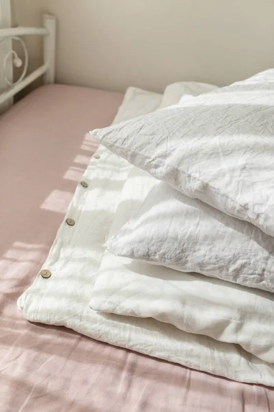 Pile Textile Linen Pillows Blankets Bedclothes Natural Organic Cotton Morning — Stock Photo, Image