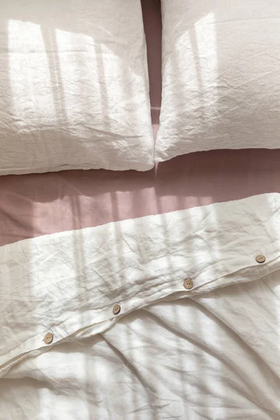 Ropa Cama Lino Natural Orgánica Moda Con Botones Madera Primer — Foto de Stock