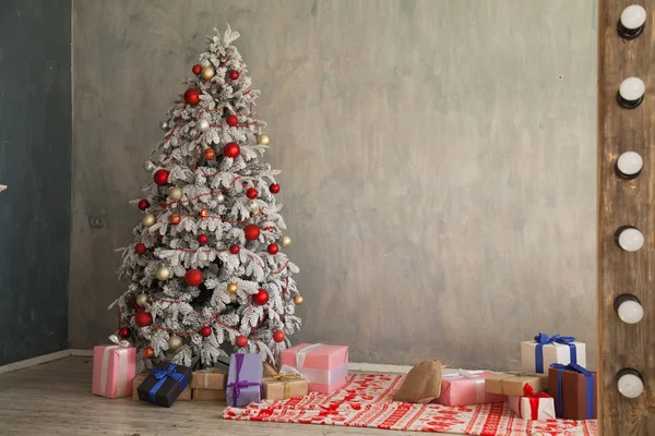 Natale nuovo anno albero vacanze inverno regali decorazioni sfondo — Foto Stock